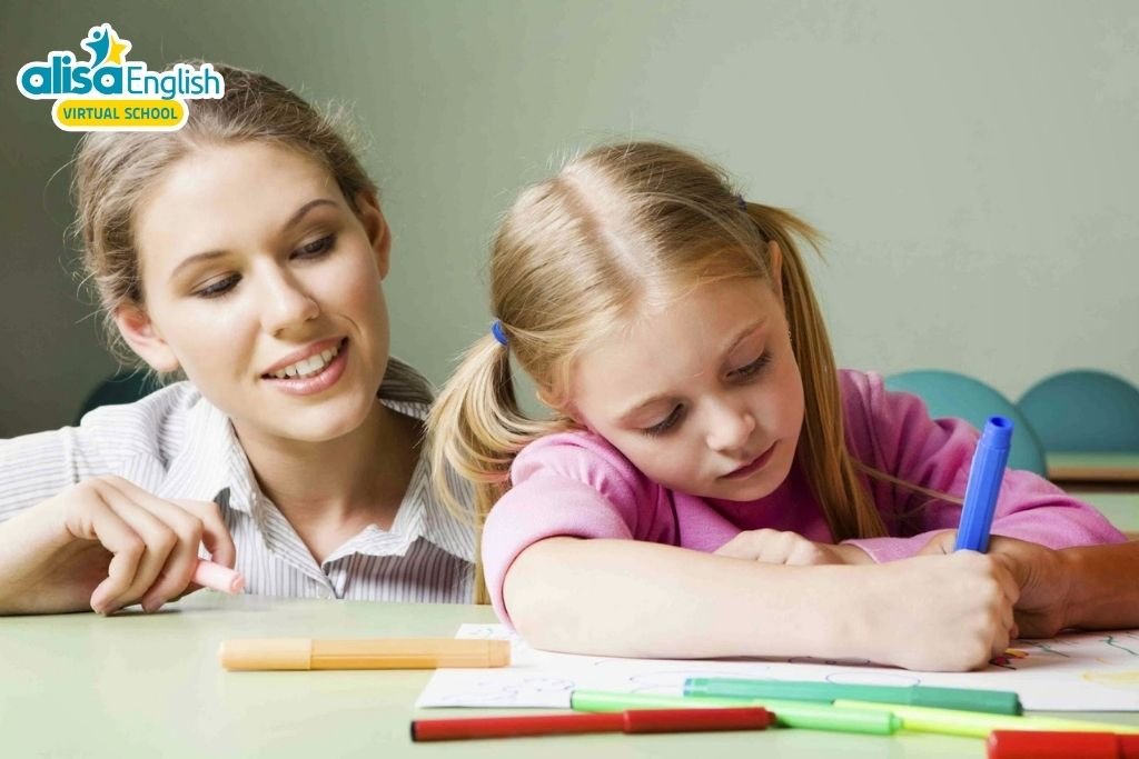 Ba mẹ nên tránh việc làm bài tập trên giấy khi dạy tiếng Anh cho trẻ lớp 2 tại nhà